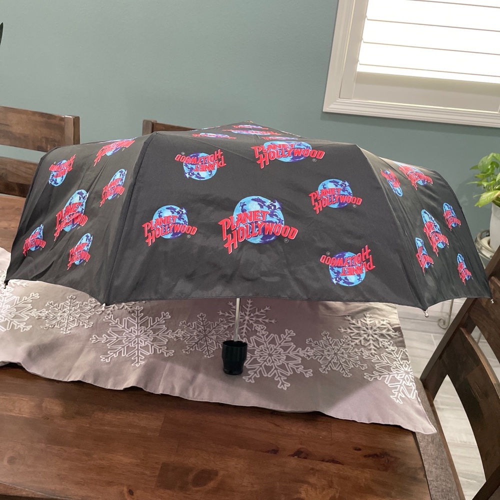 Planet hollywood umbrella - Picture 6 of 6